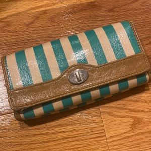 Turquoise and white wallet